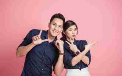 How do Happy Couples Stay Happy?