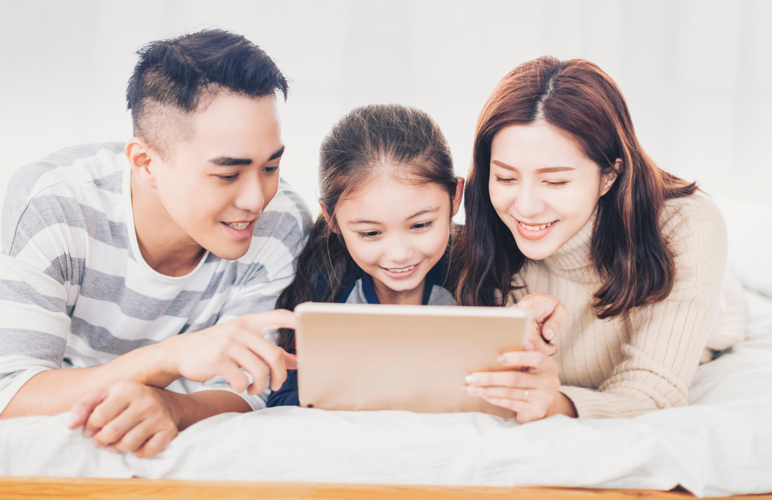 Digital Parenting in a Brave New World - Family Central